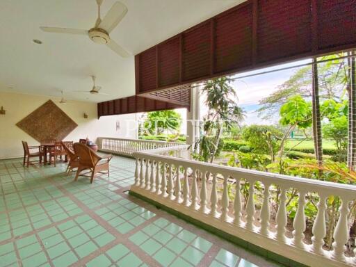 Baan Somprasong – 2 Bed 2 Bath in Na-Jomtien PC6737