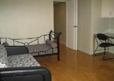 Lake Avenue  Two Bedrooms Condo for Rent with Lake View