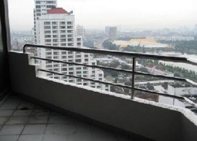 Lake Avenue  Two Bedrooms Condo for Rent with Lake View