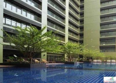 Noble Solo  Large Furnished One Bedroom Condo in a Desirable Area of Thong Lo
