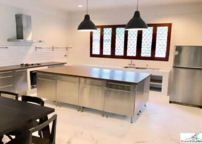 Single Family House with Private Pool in the Heart of the City, Phormphong BTS, Bangkok