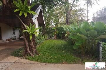 Single Family House with Private Pool in the Heart of the City, Phormphong BTS, Bangkok