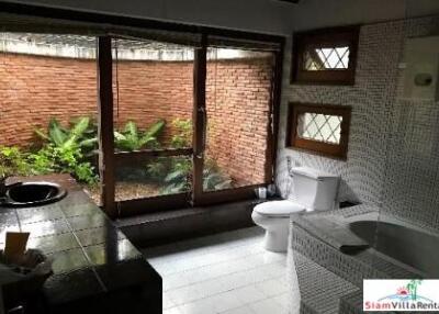 Single Family House with Private Pool in the Heart of the City, Phormphong BTS, Bangkok