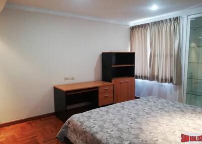Las Colinas Condo - Two Bedroom Condo for Rent Conveniently Located Near BTS Asoke