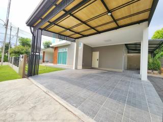 House for sale in Hathairat, free transfer fee