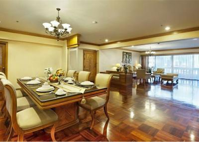 For Rent : Large 4-bedroom City Retreat located in the center of Bangkok - 920071001-12652