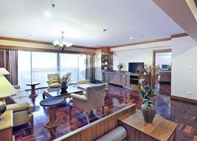 For Rent : Large 4-bedroom City Retreat located in the center of Bangkok - 920071001-12652