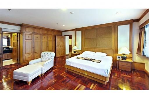 For Rent : Large 4-bedroom City Retreat located in the center of Bangkok - 920071001-12652