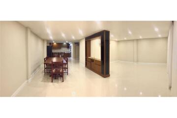Renovated 3BR Townhouse in Sukhumvit 63: Ideal for Home Office - 920071001-12654
