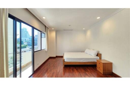 For Rent Stunning Fully Furnished 3 Bedroom Apartment for Rent in Thonglor - 920071001-12656