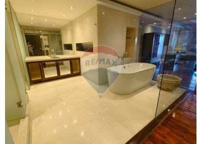 267 Sqm., 2 Beds, 2 Baths Condo listed for ฿ 150,000./Month
