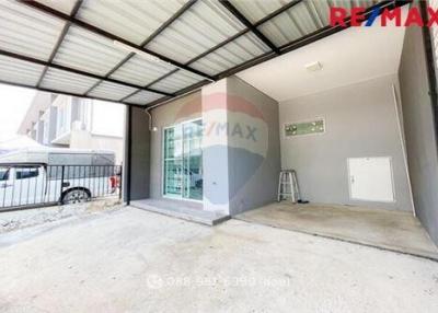 98 Sqm., 4 Beds Townhouse listed for ฿ 2,990,000.