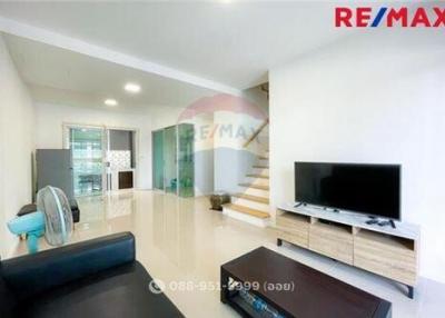 98 Sqm., 4 Beds Townhouse listed for ฿ 3,190,000.