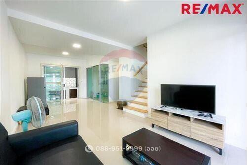 98 Sqm., 4 Beds Townhouse listed for ฿ 3,190,000.