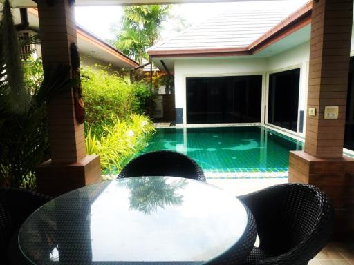 1-storey house with swimming pool for sale