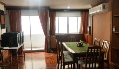 2-bedroom spacious condo for sale close to Sala Daeng BTS Stations