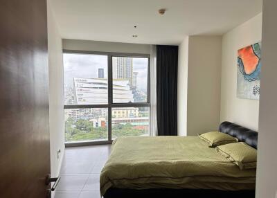 3 bed Condo in The River Khlong Ton Sai Sub District C020888