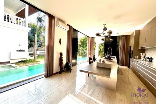 Luxury Custom-Built Pool Villa with 5 bedroom private swimming pool For Sale at Flora Ville, Doisaket ,Chiang Mai