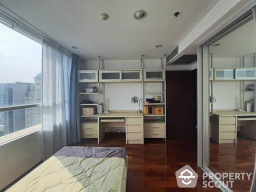 3-BR Condo at Urbana Langsuan Condominium near BTS Ratchadamri (ID 381990)