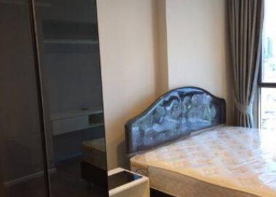 1-BR Condo at The Room Sathorn near BTS Surasak (ID 440938)