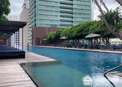 2-BR Condo at The Met Sathorn near BTS Chong Nonsi