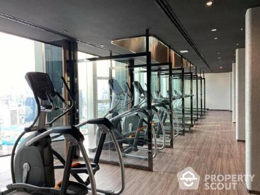 1-BR Condo at Life Asoke - Rama 9 near MRT Phetchaburi