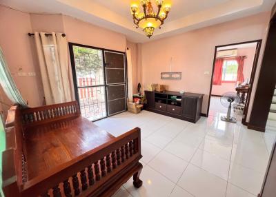 4 Bedrooms Villa / Single House in Siam Place East Pattaya H011712