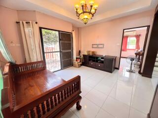 4 Bedrooms Villa / Single House in Siam Place East Pattaya H011712