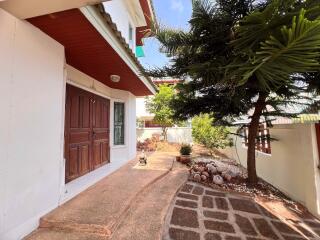 4 Bedrooms Villa / Single House in Siam Place East Pattaya H011712