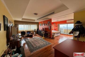 Baan Onnut Condominium - 3 Bed, 240 Sqm Penthouse Condo with Skylight at Soi Sukhumvit 77, Onnut - 5% Rental Yield