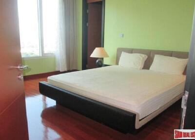 The Infinity Condominium - 1 Bedroom and 1 Bathroom, 35 sqm., Chong Nonsi