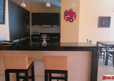 The Infinity Condominium - 1 Bedroom and 1 Bathroom, 35 sqm., Chong Nonsi