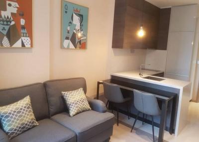 The Esse Asoke  1 Bedroom Condo For Rent