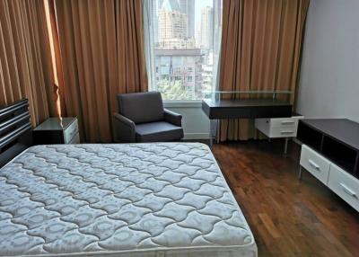 Baan Siri 24  3 Bedroom Condo Phrom Phong Em District