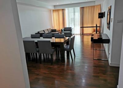 Baan Siri 24  3 Bedroom Condo Phrom Phong Em District