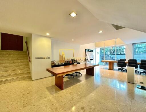 Ficus Lane  Very Spacious 3 Bedroom Duplex Condo in Phra Khanong