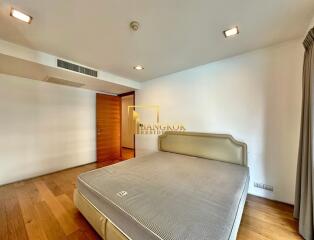 Ficus Lane  Very Spacious 3 Bedroom Duplex Condo in Phra Khanong