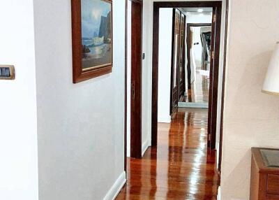 2 Bed 2 Bath 136.56 Sqm Condo For Sale