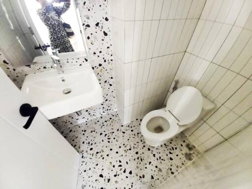 Modern bathroom with terrazzo flooring