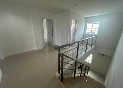 For Rent Bangkok Home Office Sukhumvit BTS Udom Suk Bang Na