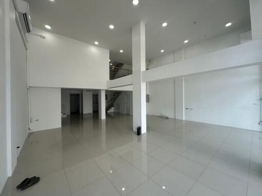 For Rent Bangkok Home Office Sukhumvit BTS Udom Suk Bang Na