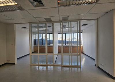 For Rent Bangkok Office Silom BTS Sala Daeng Bang Rak