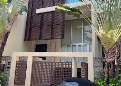 For Sale Bangkok Town House The Lofts Sathorn Meksawat MRT Khlong Toei Yan Nawa