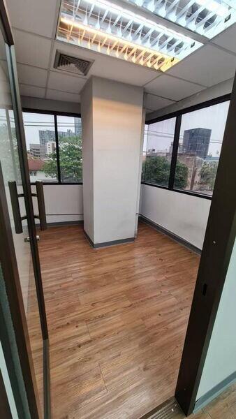 For Rent Bangkok Office Sukhumvit BTS On Nut Phra Khanong