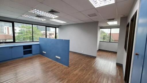 For Rent Bangkok Office Sukhumvit BTS On Nut Phra Khanong