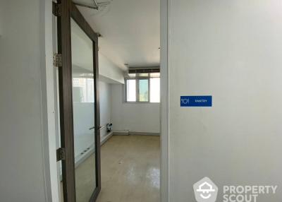 Office Space for Rent in Khlong Toei Nuea