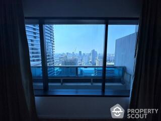 2-BR Condo at The Royal Maneeya Condominium near BTS Chit Lom