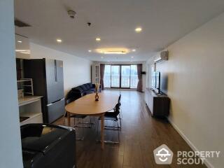 3-BR Condo at Nusa State Tower Condominium near BTS Saphan Taksin