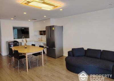 3-BR Condo at Nusa State Tower Condominium near BTS Saphan Taksin