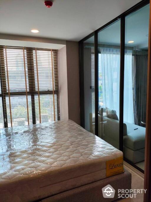 1-BR Condo at Walden Asoke near MRT Sukhumvit